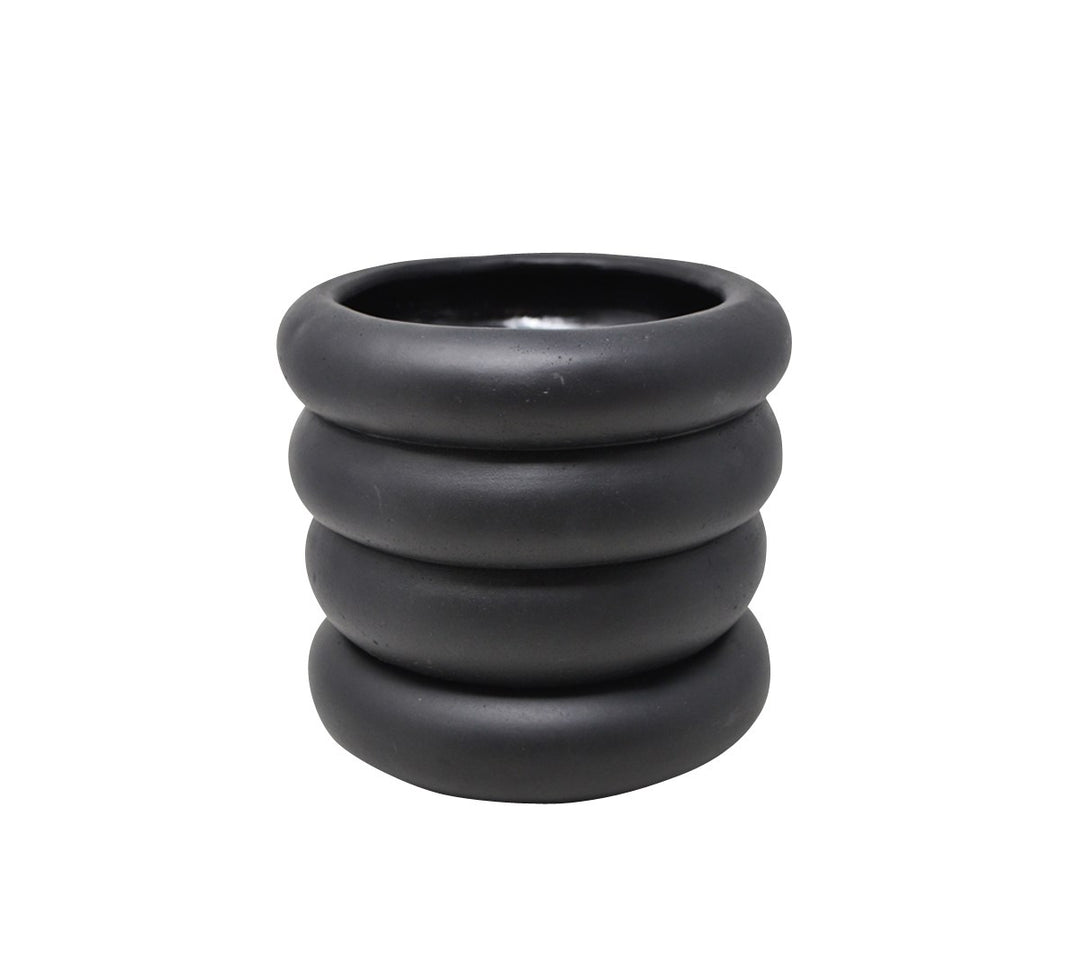 Ribbed Black Planter with Tray