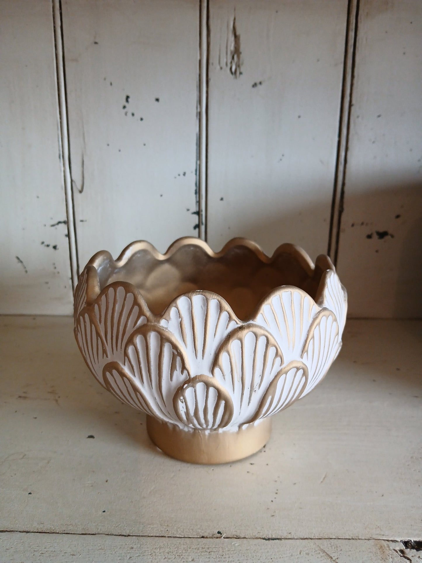 Amarina Footed Gold Bowl - 6.5" x 4.5" - Grow & Bloom Co.