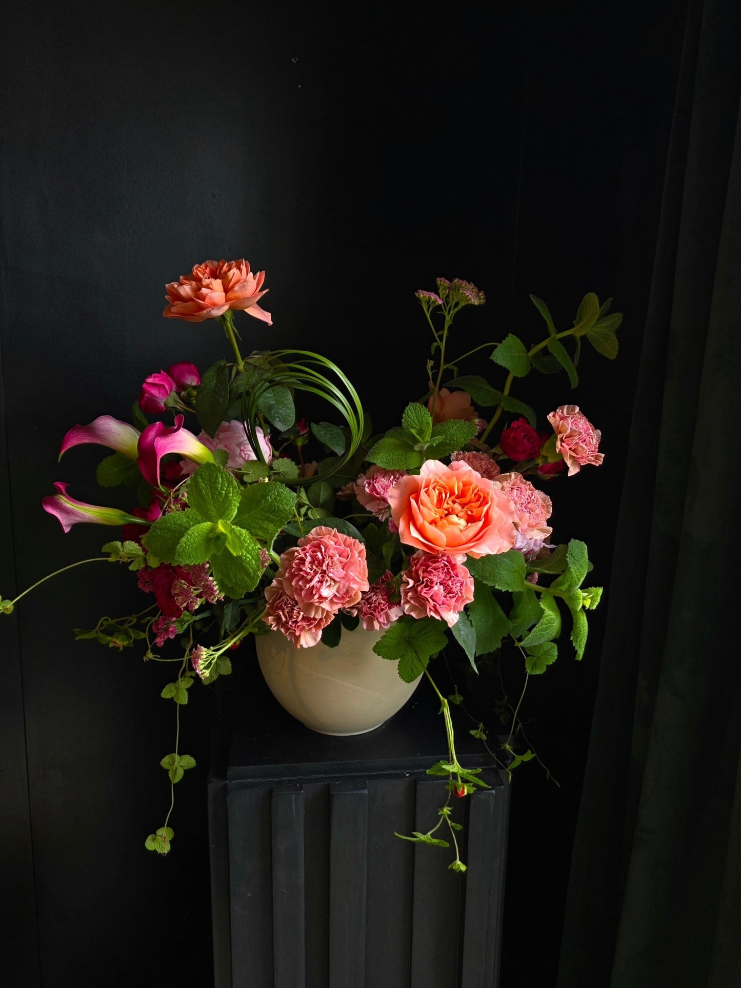 Seasonal Pottery Arrangement - Grow & Bloom Co.