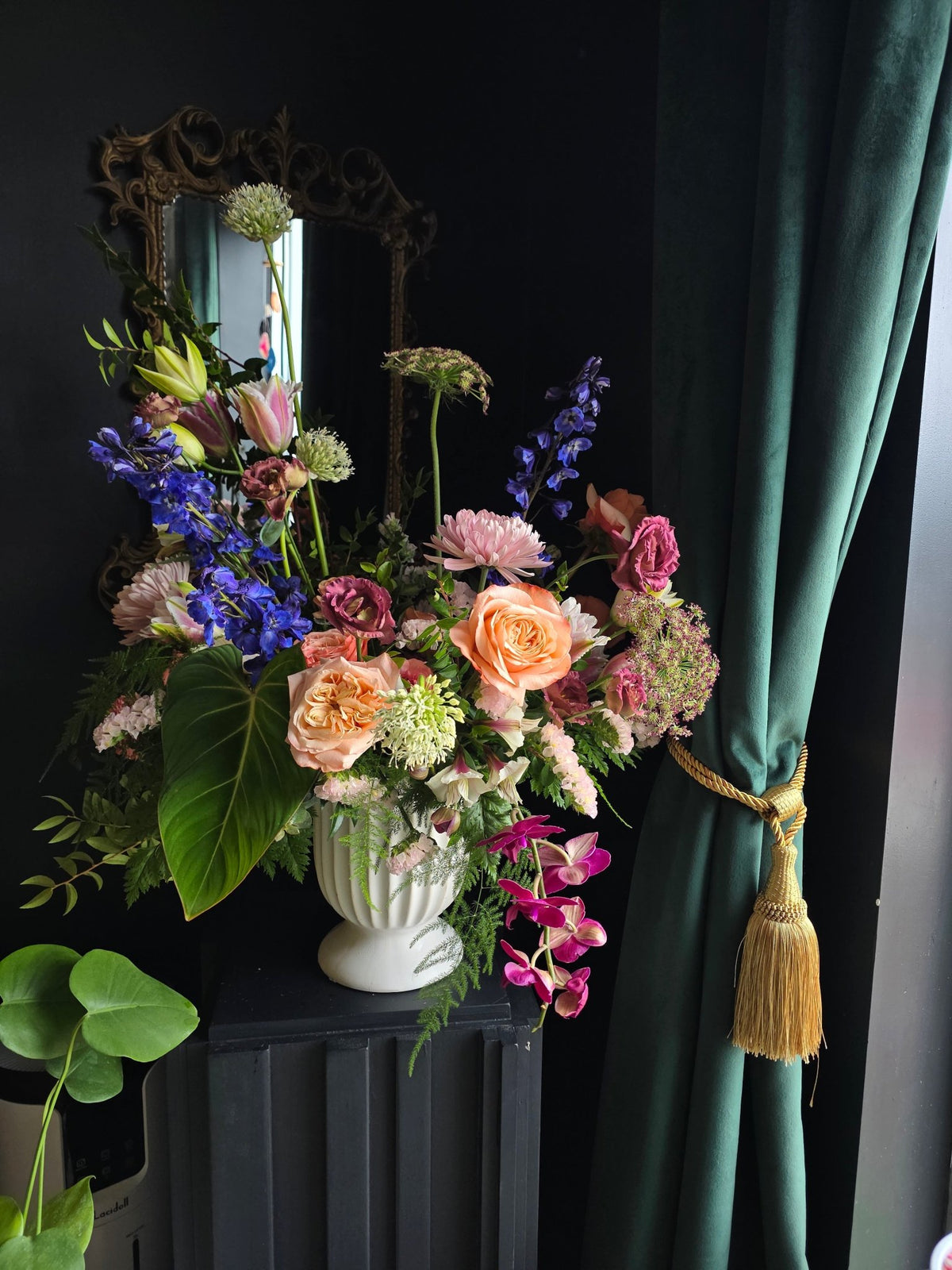 Florist Choice Garden Arrangement - Grow & Bloom Co.
