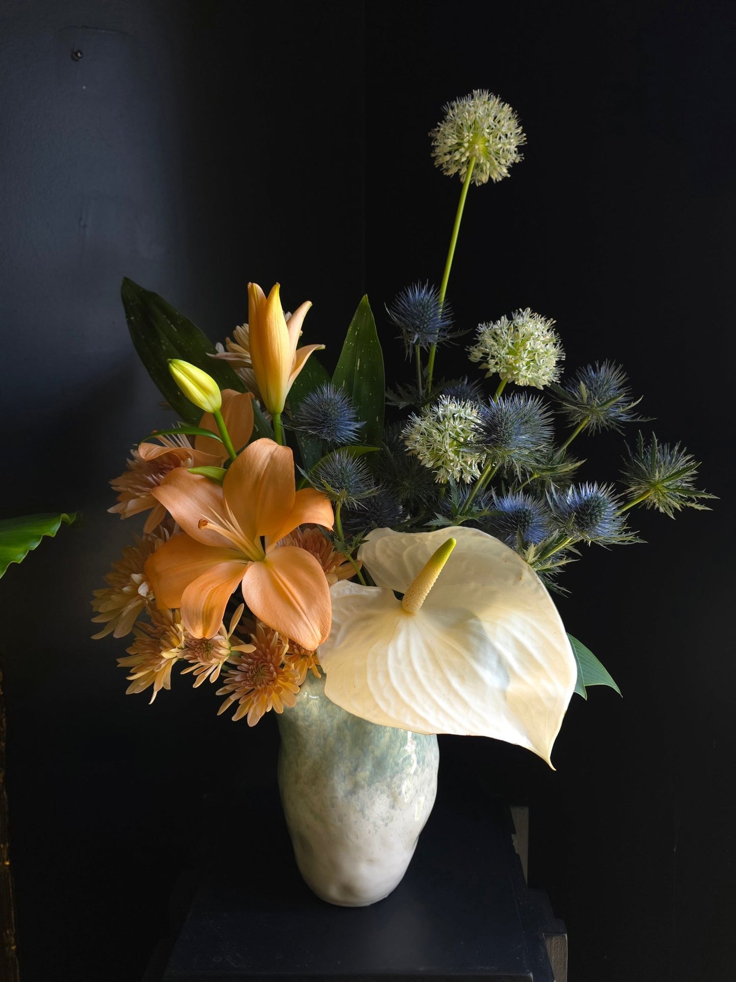 The Architect — Modern Structured Flower Arrangement in Vase - Grow & Bloom Co.