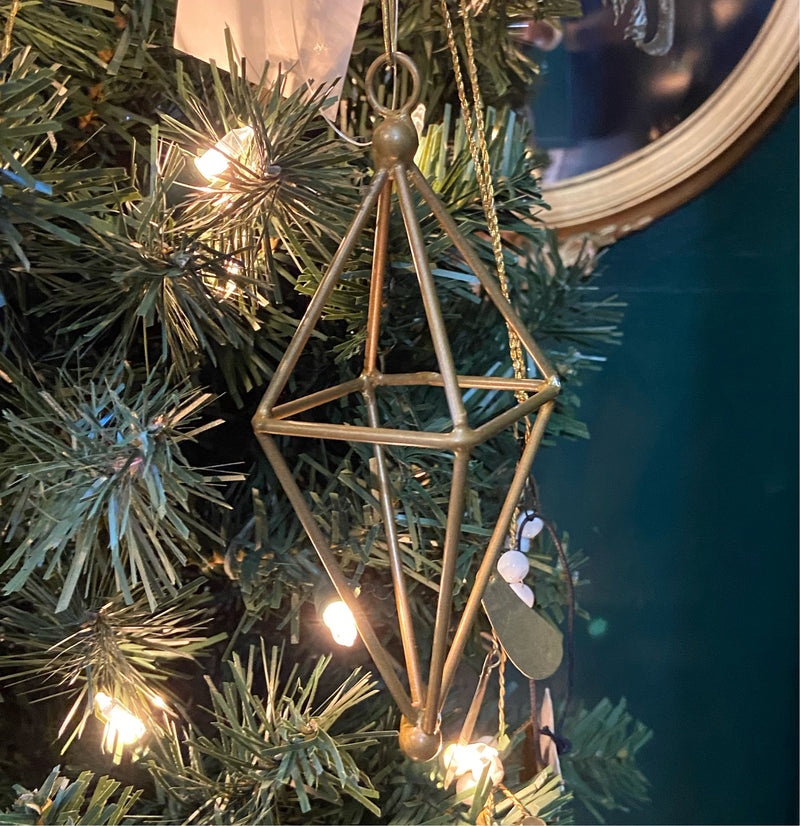 Metal Diamond Cage Ornament